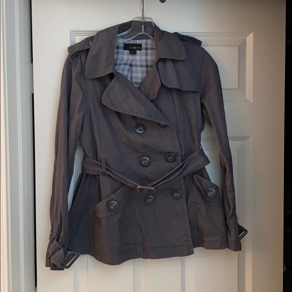 Grey light jacket small